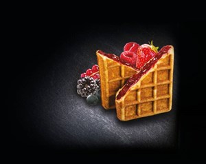 Magic Waffles Marjoilla täytetty vohveli, yksittäinpakattu 80g